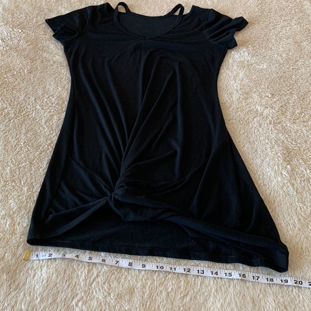 Black cold shoulder T shirt dress - Picture 13 of 16